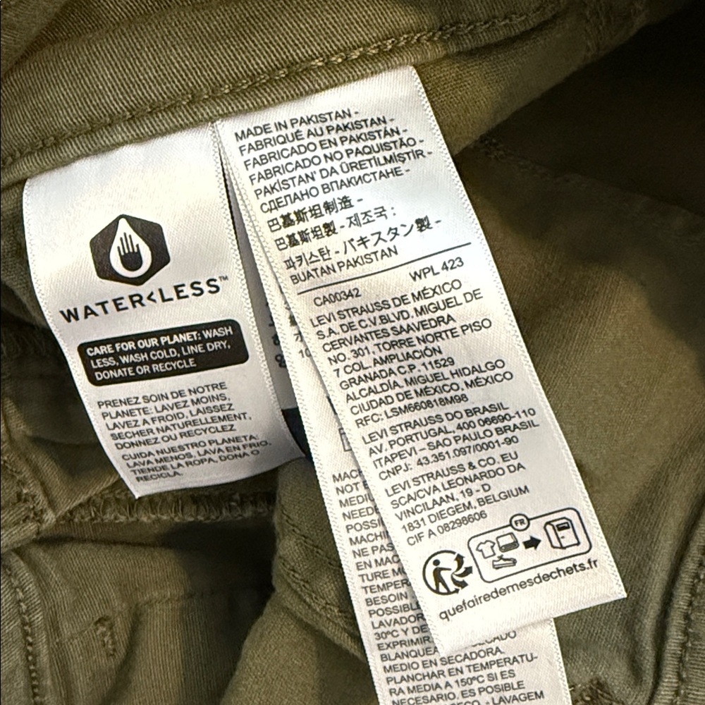 Levi's utility shorts Bundle - Picture 5 of 5